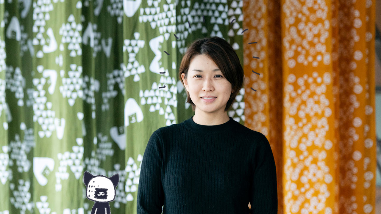 新潟らしいデザインの手ぬぐいを。〈越後亀紺屋 藤岡染工場〉染物職人