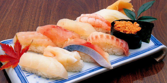 口コミで一気に人気店に！〈すし活〉で元漁師が握る極上寿司を