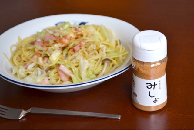 新潟県産味噌の塩、みしょと、それを使ったパスタ料理