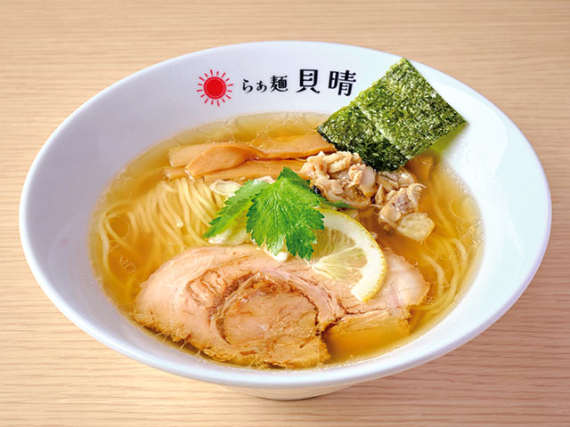 〈らぁ麺 貝晴〉の「塩らぁ麺」