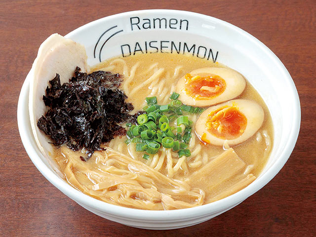 〈Ramen DAISENMON〉のラーメン「鶏ドロ」