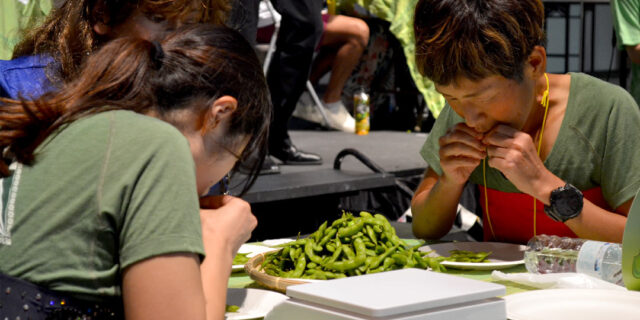 100秒間でどれだけ枝豆を食べられる？ 「世界えだまめ早食い選手権」の優勝者は…新潟県から枝豆に関する重大発表も！