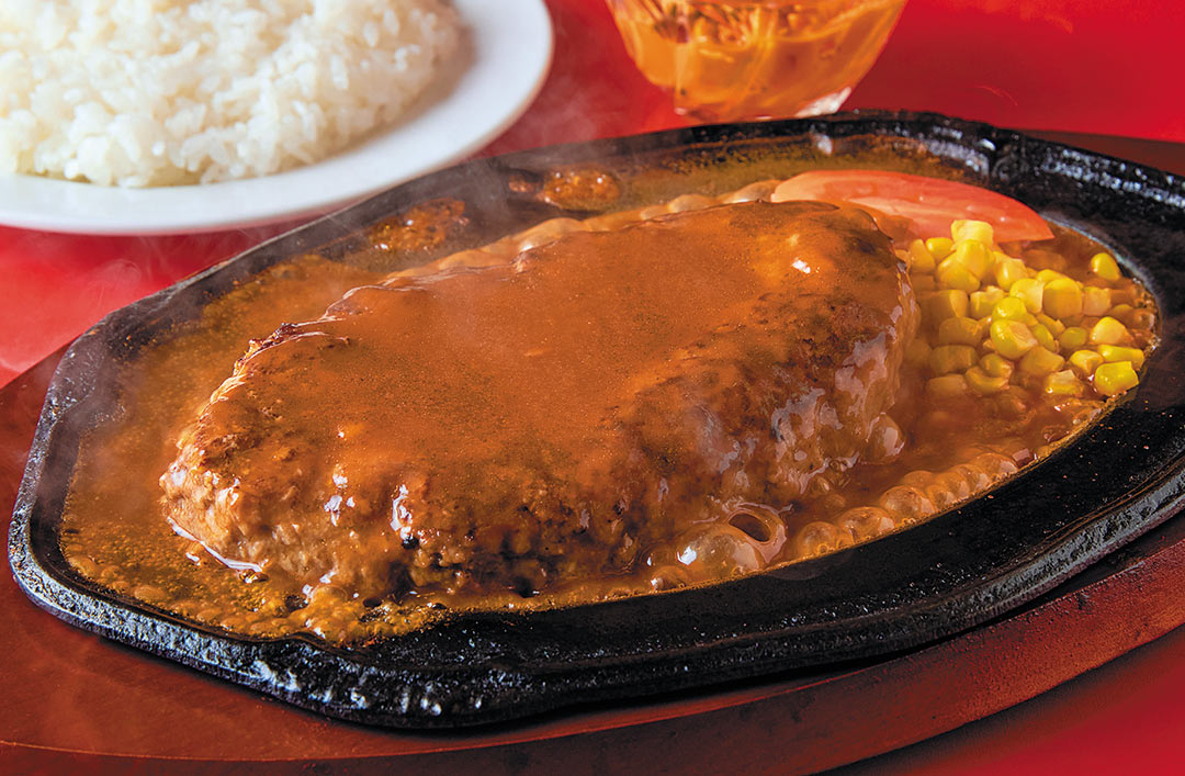 ボロンスーパー400ロング　2本セット ブロンコ〉の看板メニュー「ジャンボ・ハンバーグ」は400グラムと特大