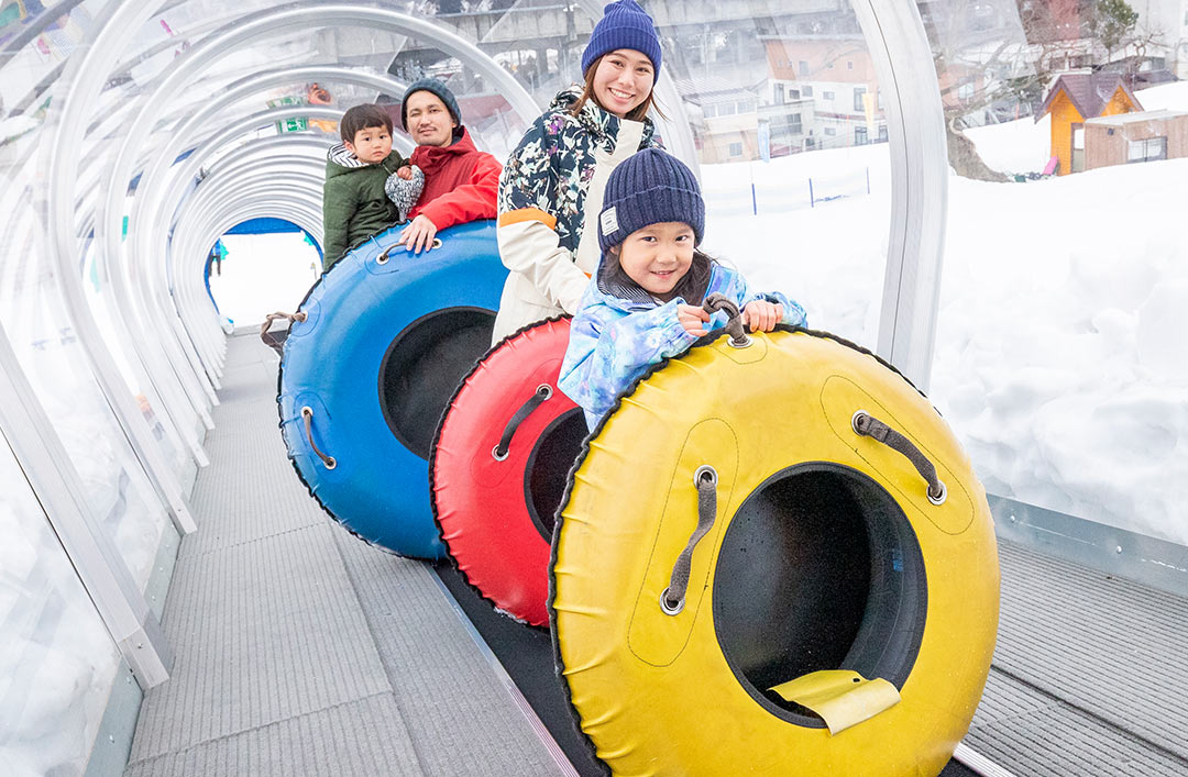 テーマパークや公園、道の駅。新潟県内で子どもとのびのび遊べる