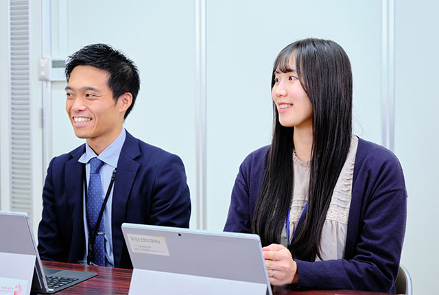 阿部達也さんと田辺晴香さん