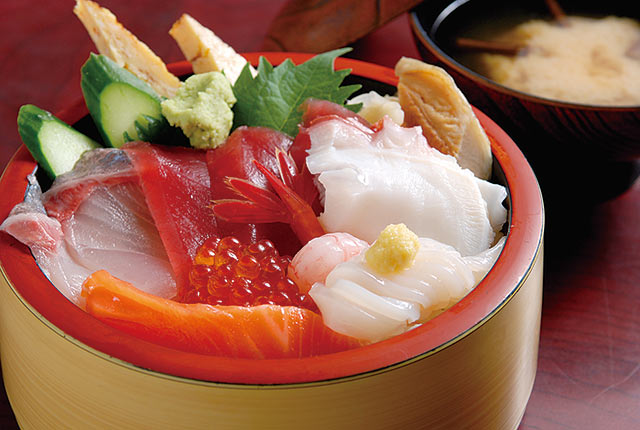 寿司民宿 長浜荘の海鮮丼