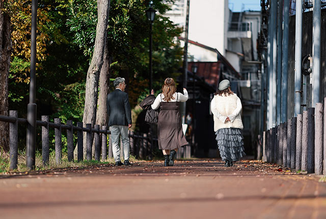 旧三国街道を散歩中
