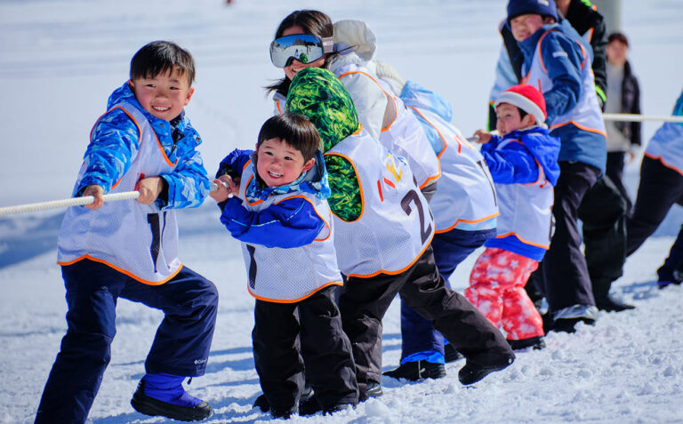 新潟で雪育しよう！ 首都圏からの参加者も多い「家族対抗！雪上運動会」