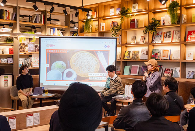 プロジェクトの説明をする金澤さん