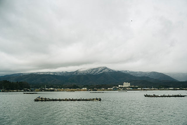 船から見える佐渡金北山