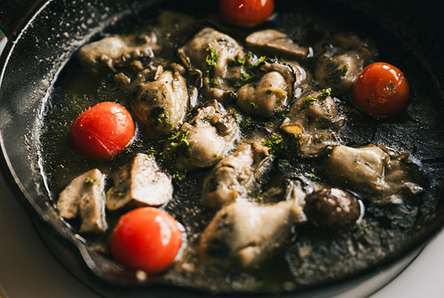 佐渡産牡蠣のアヒージョ