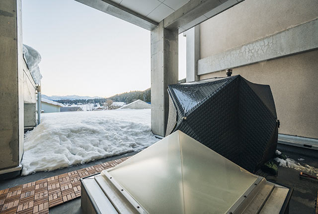 屋上のテントサウナ