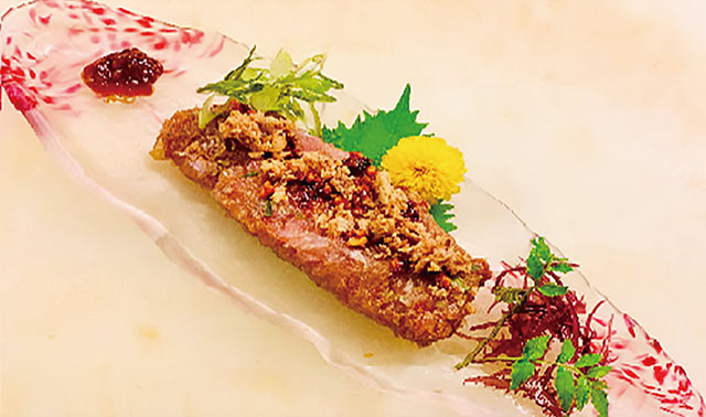 〈割烹 魚仙〉の鰤のなめろう