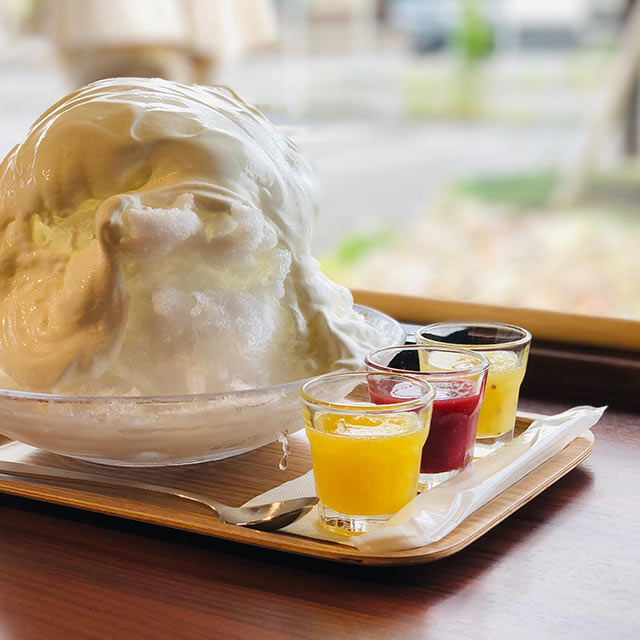 〈arriere gout〉のヨーグルト生クリームかけのかき氷「大雪」