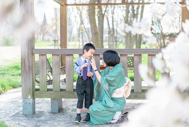 おしゃれをした息子さんと和服姿のももこ🌸新潟おでかけママさん